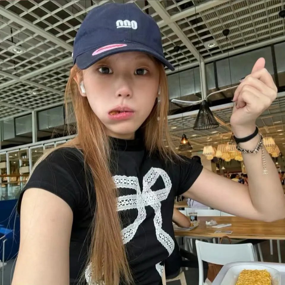 假掰英雄